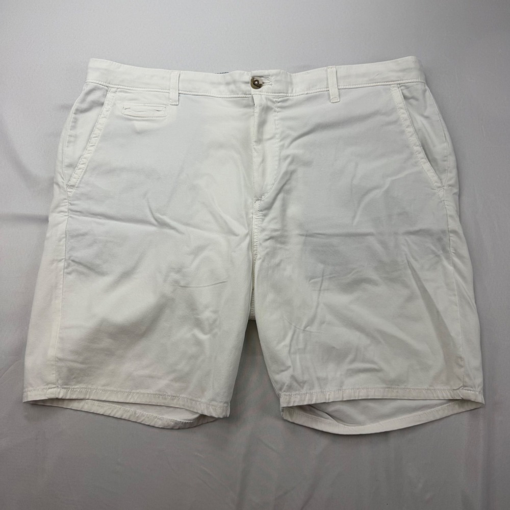 johnnie-O Nassau Shorts Men 40 White JMSH2270 Tencel Cotton Stretch Chino